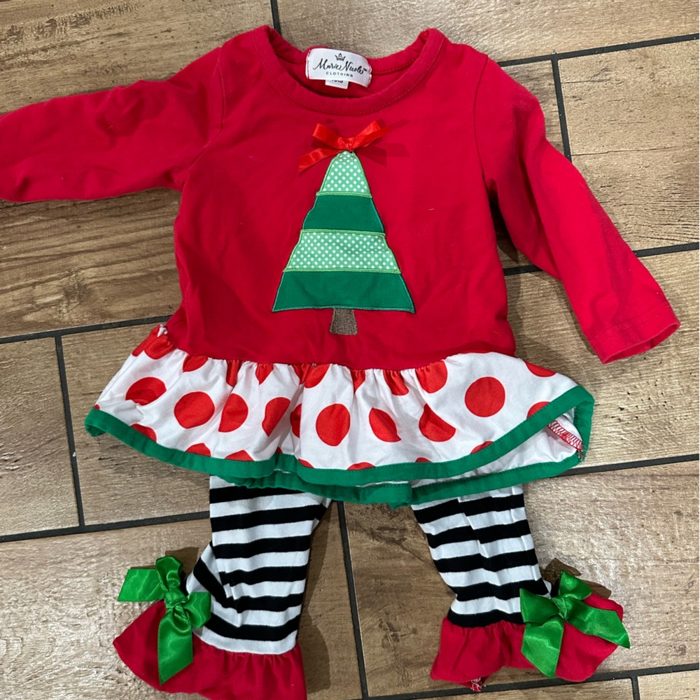 Ruffle Christmas set